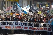 Manifestacion_contra_mina_Corcoesto